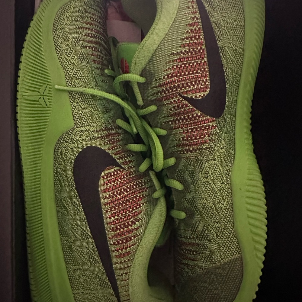 Nike Mamba Rage - Grinch Colorway